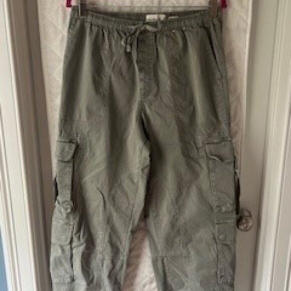 NWOT Abercrombie and Fitch Tie Cargo Pants - Picture 2 of 5